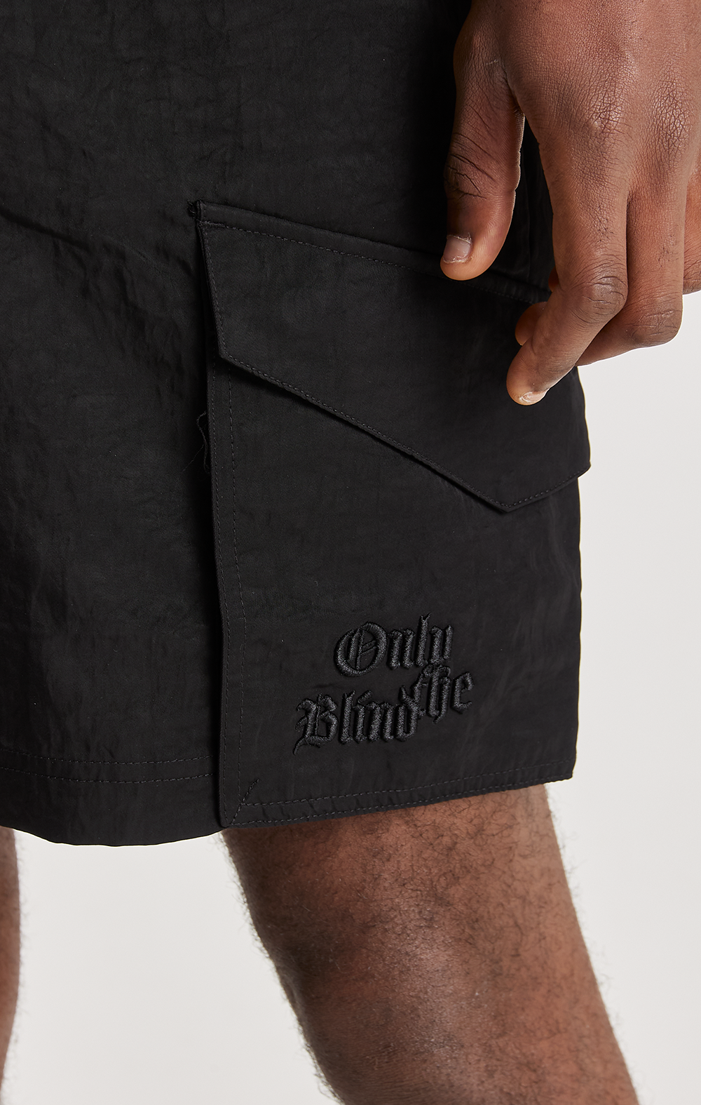 MIDNIGHT CRINKLE CARGO SHORT